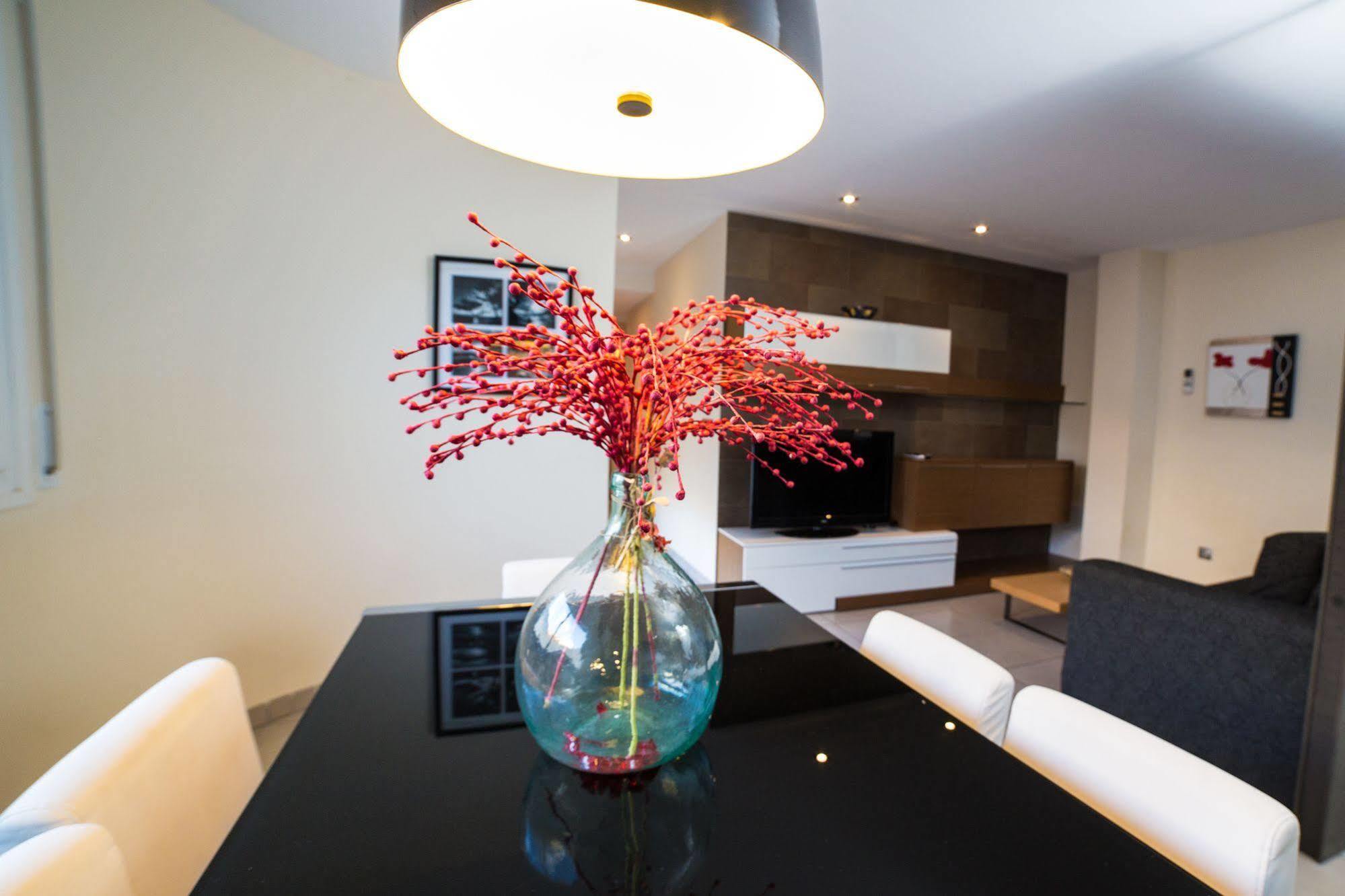 רוזס Agi Drugstore Apartments מראה חיצוני תמונה